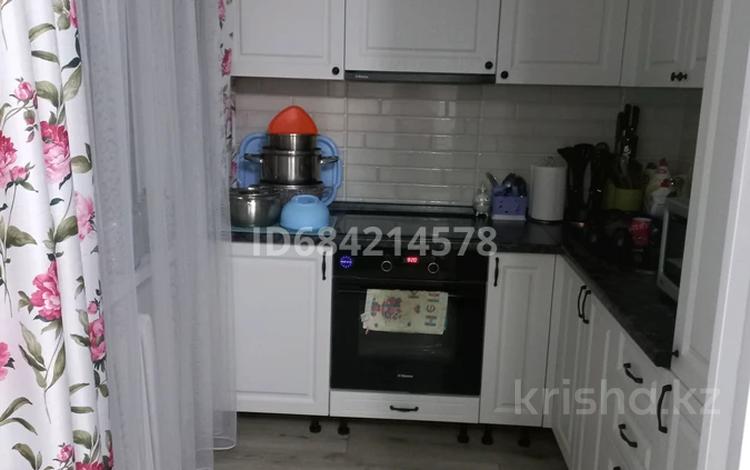 3-комнатная квартира · 60 м² · 3 этаж, Пл Абая 11 за 21 млн ₸ в им. Касыма кайсеновой — фото 2
