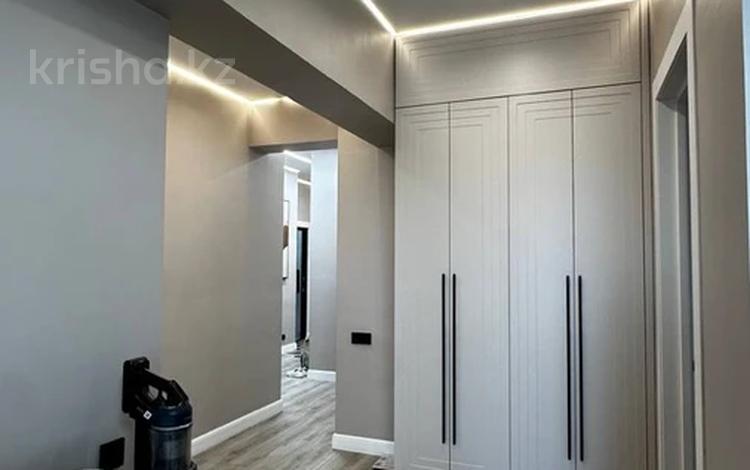 3-комнатная квартира · 75 м² · 12/13 этаж, Казбагарова 5 а за 61 млн ₸ в Семее — фото 2