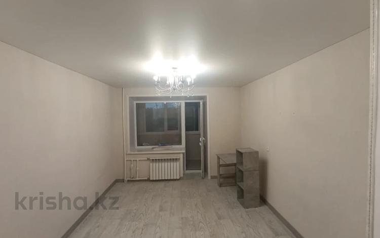 3-комнатная квартира · 46.2 м² · 1/2 этаж, Сортировка, Серова 51 за 11 млн ₸ в Караганде, Алихана Бокейханова р-н — фото 2