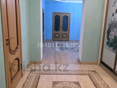 Дом · 8 комнат · 230 м², Узакбая Караманова 5 за 40 000 ₸ в 