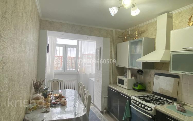 3-комнатная квартира · 90 м² · 5/6 этаж, мкр Болашак 129Е за 30.3 млн 〒 в Актобе — фото 2