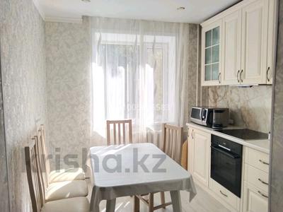 4-бөлмелі пәтер · 87 м² · 2/5 қабат, мкр Юго-Восток, Мкр Юго-Восток, мкр Степной 4 23, бағасы: 35 млн ₸ в Караганде, Казыбек би р-н