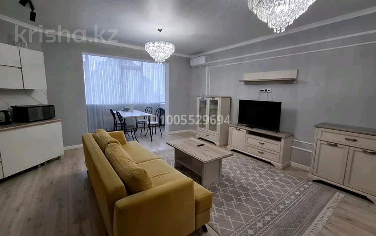 3-бөлмелі пәтер · 100 м² · 10/16 қабат, Навои 9/1, бағасы: 500 000 ₸ в Алматы, Ауэзовский р-н — фото 2