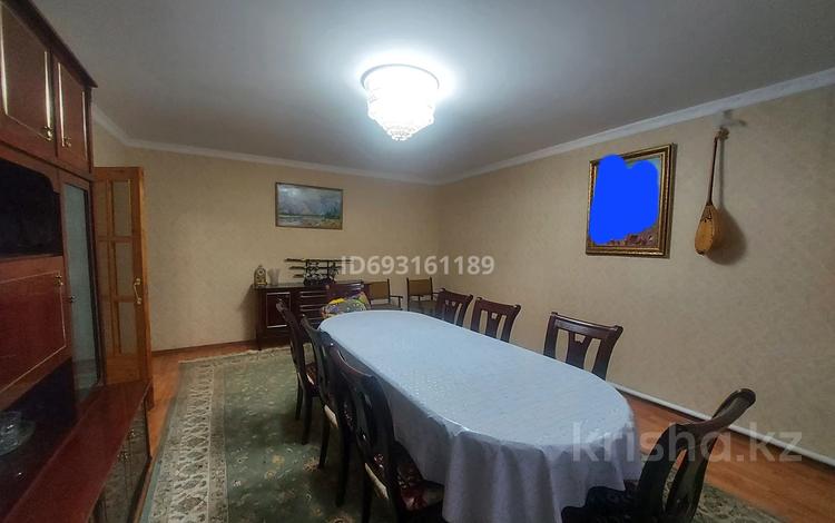 Часть дома • 3 комнаты • 82 м² • 6 сот., Тусупбекова 58 за 32 млн 〒 в Жезказгане — фото 2