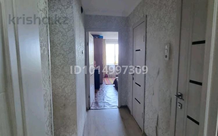 2-бөлмелі пәтер · 54 м² · 3/6 қабат, Кожедуба 54, бағасы: 160 000 ₸ в Усть-Каменогорске — фото 4