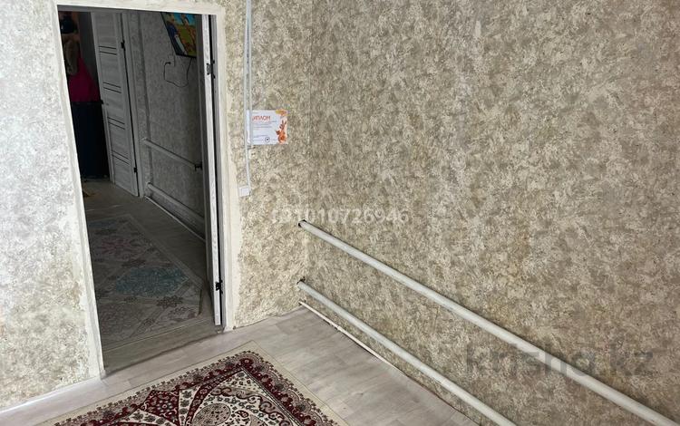 Часть дома · 4 комнаты · 70 м² · 6 сот., Абай 20 — Ұзынкөл ауылы за 3 млн ₸ в Теректы — фото 2