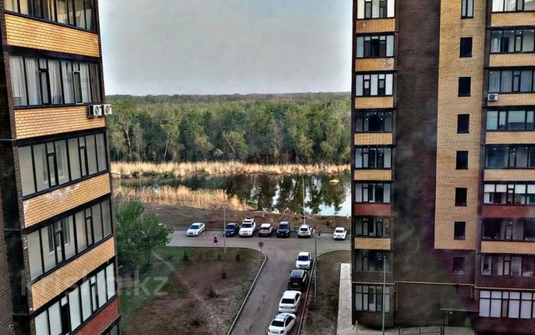 2-бөлмелі пәтер · 60 м² · 7/9 қабат, Абая 244, бағасы: 16 000 ₸ в Уральске — фото 2