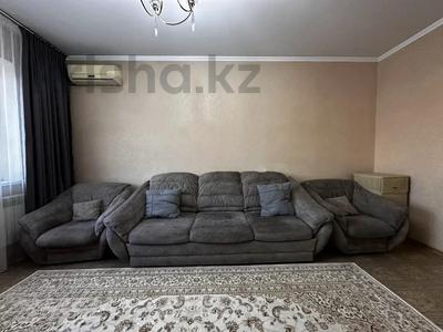 1-бөлмелі пәтер · 40 м² · 8/9 қабат, Ақсай-3 ш/а., бағасы: 25.8 млн ₸ в Алматы, Ауэзовский р-н