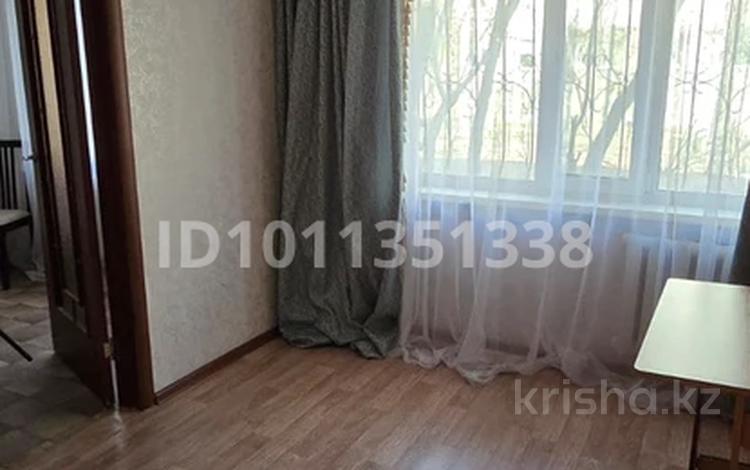 2-комнатная квартира · 48 м² · 1/5 этаж, мкр Михайловка , Ержанова 61 за 140 000 ₸ в Караганде, Казыбек би р-н — фото 2