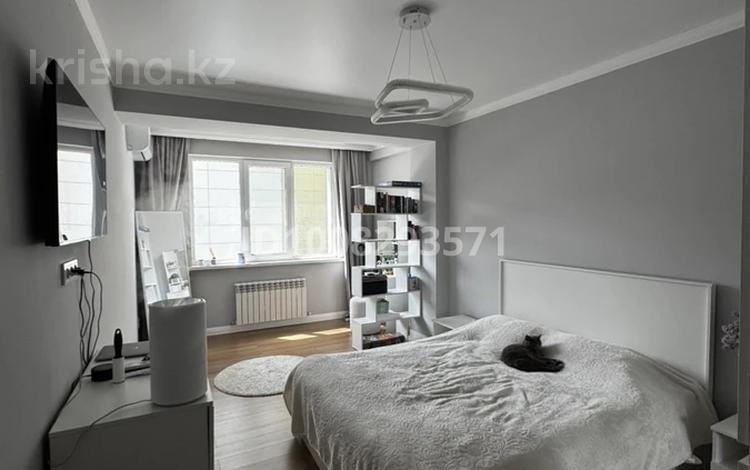 1-бөлмелі пәтер · 40 м² · 9/13 қабат, Есенова, бағасы: 34 млн ₸ в Алматы, Жетысуский р-н — фото 2
