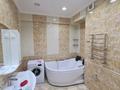 2-комнатная квартира · 100 м² · 8/21 этаж, Аль-Фараби 21 за 470 000 ₸ в Алматы, Бостандыкский р-н — фото 9
