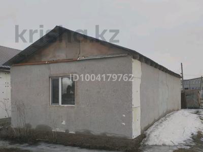 Дача · 2 комнаты · 60 м² · 5 сот., Пенсионер2 — Дом находится возле ярмарки,в хорошем локаций за 4 млн 〒 в Актобе, мкр. Курмыш