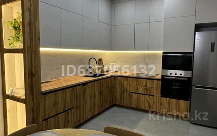 3-комнатная квартира · 102 м² · 7/10 этаж, мкр Юго-Восток, Строителей 33/14 — 12 месяцев за 78 млн ₸ в Караганде, Казыбек би р-н — фото 72