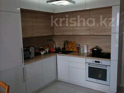 3-бөлмелі пәтер · 71 м² · 10/10 қабат, Умай Ана 14, бағасы: 30 млн ₸ в Астане, Нура р-н