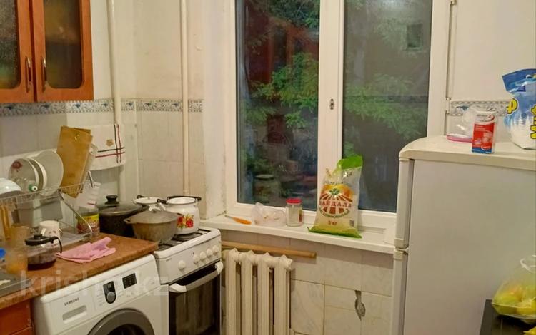 2-бөлмелі пәтер · 46 м² · 3/5 қабат, мкр Акбулак 16, бағасы: 11.8 млн ₸ в Таразе — фото 2