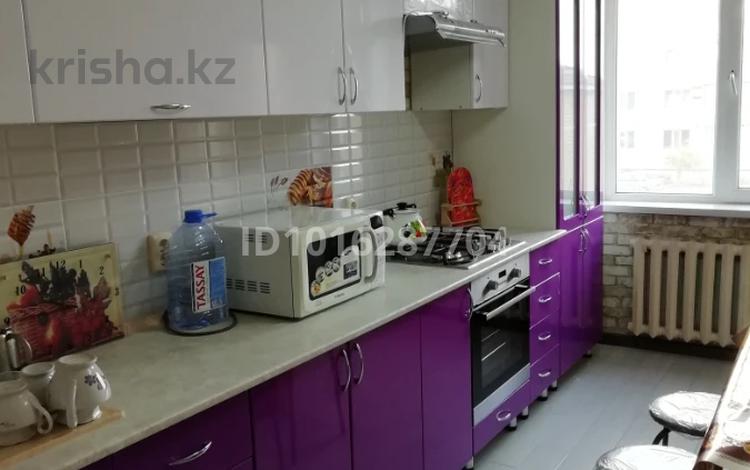 2-бөлмелі пәтер · 65 м² · 2/9 қабат, 12 ш/а. 49, бағасы: 300 000 ₸ в Актобе, мкр 12 — фото 9