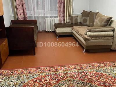 1-бөлмелі пәтер · 33 м² · 2/5 қабат, Заря 39 — Топографический колледж, бағасы: 100 000 ₸ в Семее