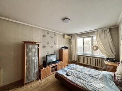 3-бөлмелі пәтер · 65.6 м² · 5/5 қабат, мкр Аксай-2 24 — Толе би Момыш улы, бағасы: ~ 33.3 млн ₸ в Алматы, Ауэзовский р-н