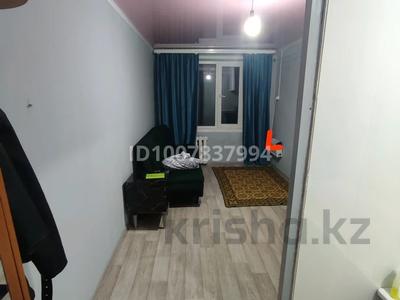 1-комнатная квартира · 18 м² · 4/5 этаж, Хамида чурина — алмазова за 5 млн 〒 в Уральске, мкр Школьник