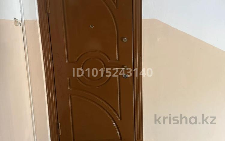 2-комнатная квартира · 62 м² · 6/9 этаж, мкр Самал-1 5 за 400 000 ₸ в Алматы, Медеуский р-н — фото 2