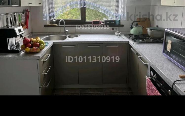 3-бөлмелі пәтер · 71 м² · 3/5 қабат, 8-й микрорайон, Темірлан тас жолы 28 — Байтиленова, бағасы: 37 млн ₸ в Шымкенте, Туран р-н — фото 2
