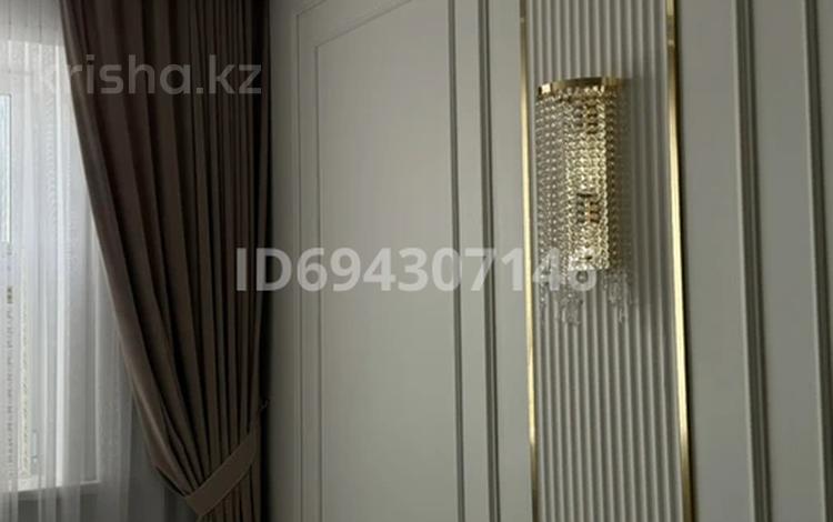 4-комнатная квартира · 104 м² · 2/5 этаж, мкр Юго-Восток, Муканова 51/2 за 59.6 млн ₸ в Караганде, Казыбек би р-н — фото 2