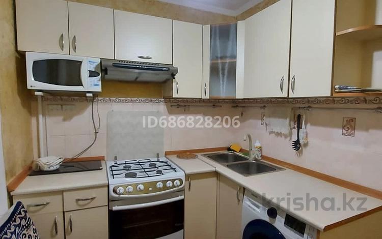 3-комнатная квартира · 68 м² · 3/5 этаж, мкр Казахфильм 4 за 310 000 ₸ в Алматы, Бостандыкский р-н — фото 2