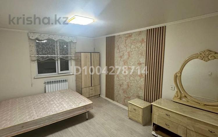 3-бөлмелі пәтер · 60 м², мкр Курылысшы 39, бағасы: 260 000 ₸ в Алматы, Алатауский р-н — фото 2