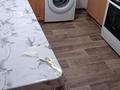 3-бөлмелі пәтер · 70 м² · 2/9 қабат, мкр Аксай-2 — Момыш-улы угол Толе би., бағасы: 300 000 ₸ в Алматы, Ауэзовский р-н — фото 2