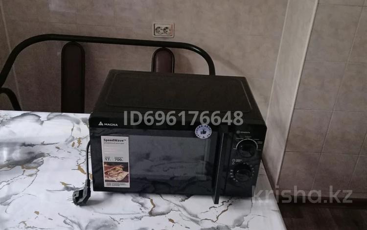 3-бөлмелі пәтер · 70 м² · 2/9 қабат, мкр Аксай-2 — Момыш-улы угол Толе би., бағасы: 300 000 ₸ в Алматы, Ауэзовский р-н — фото 35