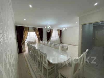 Продажа квартир в Мангистауской обл.: 4-комнатная квартира · 112.6 м² · 3/6 этаж, 16-й мкр 43/3 за 35.5 млн 〒 4-комнатная квартира · 112.6 м² · 3/6 этаж, 16-й мкр 43/3 за 35.5 млн 〒 в Актау
