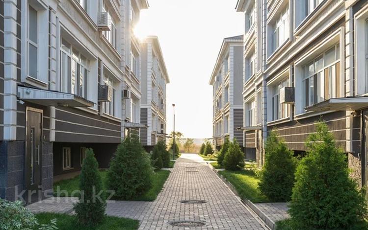 2-комнатная квартира · 52 м², мкр Кайрат, Мкр. Кайрат, 152/1 152/1 за 280 000 ₸ в Алматы, Турксибский р-н — фото 2