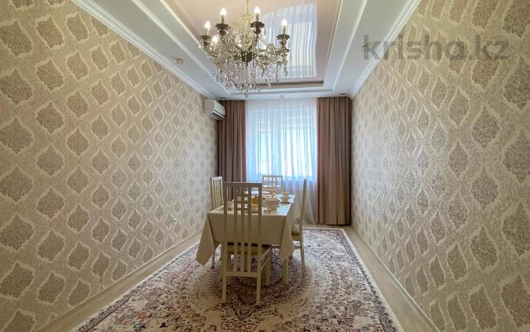 4-комнатная квартира · 100.6 м² · 6/6 этаж, 32А мкр 17 за 22 млн ₸ в Актау — фото 4