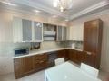 3-бөлмелі пәтер · 128.4 м² · 3/8 қабат, Кабанбай Батыра 13, бағасы: 120 млн ₸ в Астане, Нура р-н — фото 36