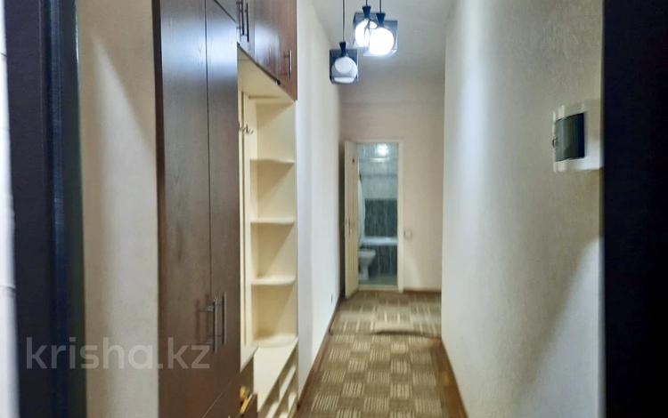 1-комнатная квартира · 35 м² · 7/9 этаж, мкр Аксай-1А 28а — Толе би Яссауи за 190 000 ₸ в Алматы, Ауэзовский р-н — фото 10