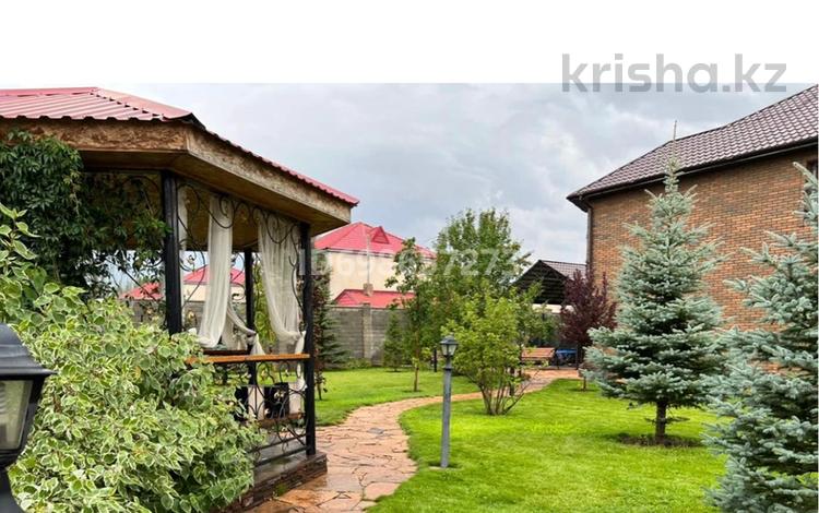 Дом · 4 комнаты · 280 м², мкр Уркер, Сыпыра жырау 18 за 200 000 〒 в Астане, Нура р-н — фото 4