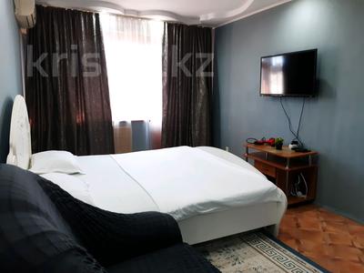 1-комнатная квартира · 50 м² · 3/5 этаж, Ихсанова 109 — Школьник за 2 500 〒 в Уральске, мкр Школьник