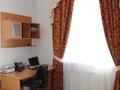 2-комнатная квартира, 60 м², 2/4 этаж помесячно, Ерниязова 13 за 250 000 〒 в Атырау — фото 2