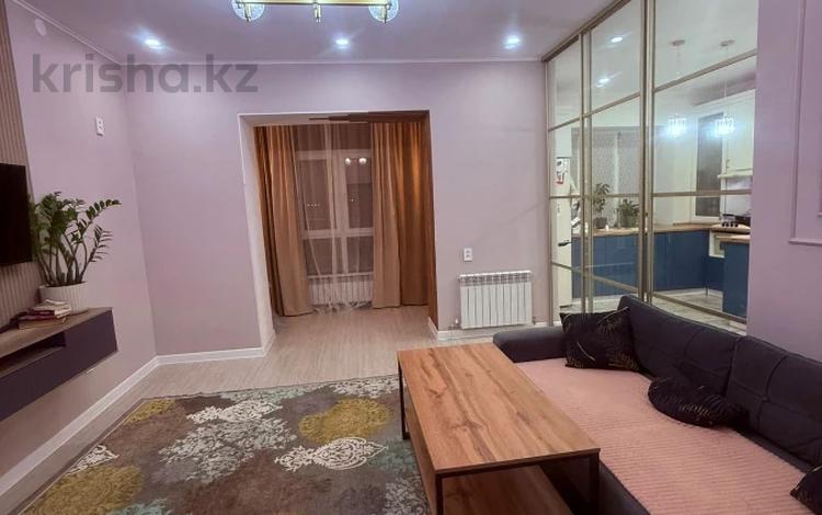 2-комнатная квартира · 69.8 м² · 9/10 этаж, мустафы шокая за 28.5 млн ₸ в Актобе — фото 2