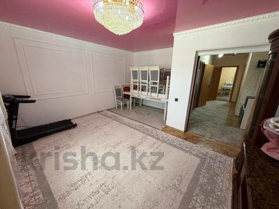 2-бөлмелі пәтер · 58 м² · 4/5 қабат, Жаппасбай батыр 8 — Мерси магазин, бағасы: 13.5 млн ₸ в 