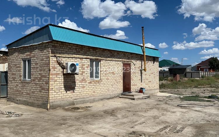 Отдельный дом · 3 комнаты · 65 м² · 10 сот., Аксенгир 6 — Кби Акмаржан м/а за 8 млн 〒 в  — фото 2