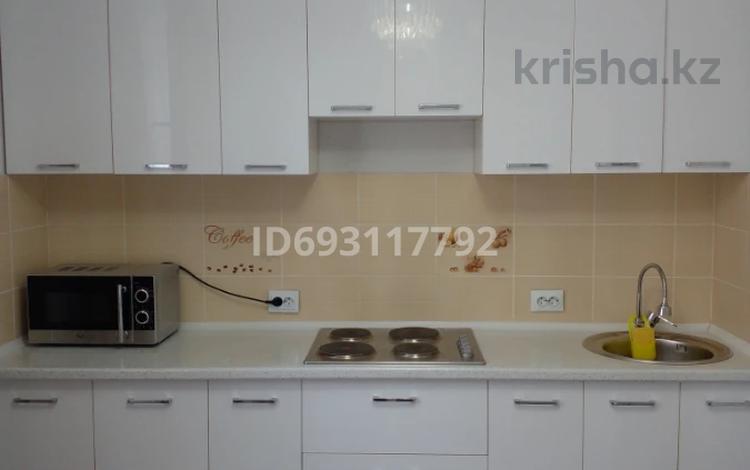 1-комнатная квартира · 30.4 м² · 5/12 этаж, мкр Акбулак, С.Байтереков 91 за 200 000 ₸ в Алматы, Алатауский р-н — фото 10