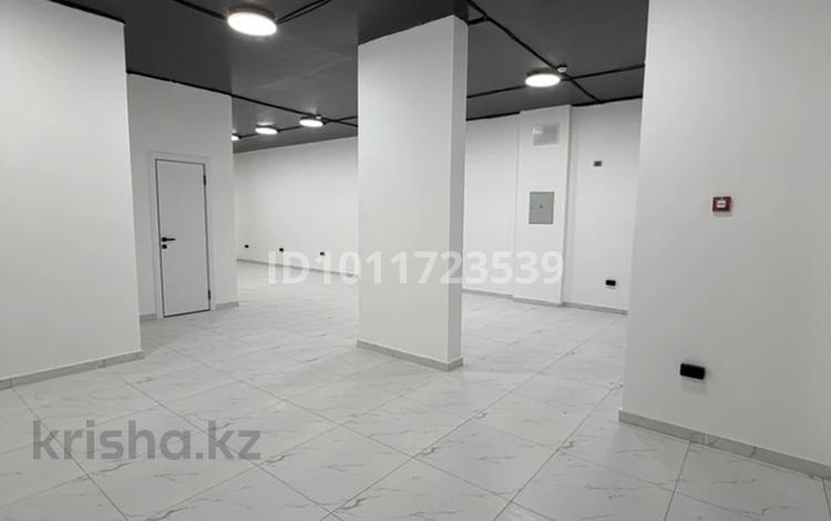 Еркін, кеңселер, дүкендер мен бутиктер, қоймалар, қоғамдық тамақтану орны, сұлулық салондары, медорталықтар мен дәріханалар, білім орталықтары, ойын-сауық · 70 м², бағасы: 58 млн ₸ в Алматы, Медеуский р-н — фото 2