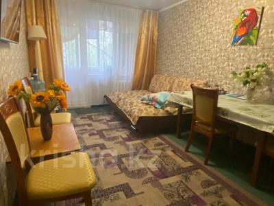 3-комнатная квартира, 61.5 м², 3/5 этаж, Темиртауская за 18.5 млн 〒 в Зачаганске