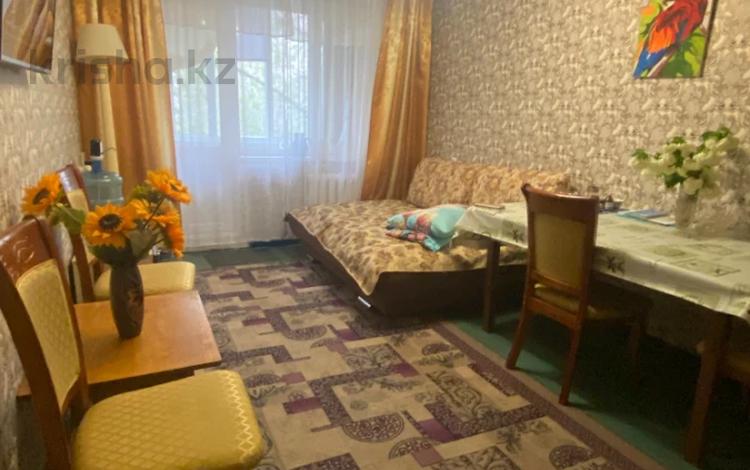 3-комнатная квартира, 61.5 м², 3/5 этаж, Темиртауская за 18.5 млн 〒 в Зачаганске — фото 2