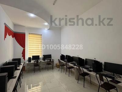 Офисы, образование, кабинеты и рабочие места · 130 м² за 800 000 〒 в Шымкенте, Каратауский р-н