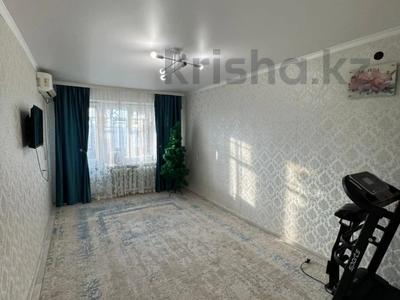 3-комнатная квартира · 60 м² · 5/5 этаж, Старый город, Уалиханова за 12.5 млн ₸ в Актобе
