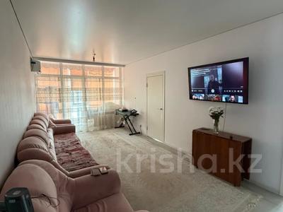 3-комнатная квартира · 70 м² · 10/12 этаж, мкр Дарабоз 1-83 за 37.5 млн ₸ в Алматы, Алатауский р-н