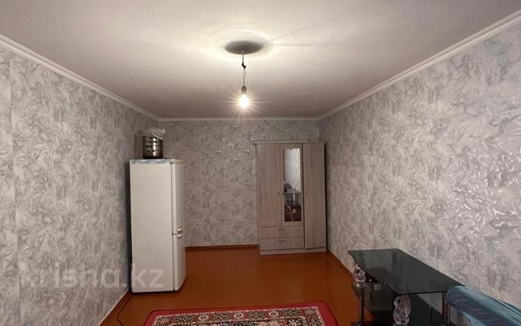 1-комнатная квартира, 32 м², 2/4 этаж, мкр №3 32 за 20.3 млн 〒 в Алматы, Ауэзовский р-н — фото 7