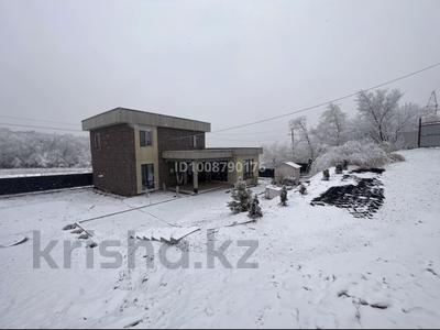 Жеке үй · 5 бөлме · 200 м² · 10 сот., мкр Карагайлы, Арал 49, бағасы: 85 млн 〒 в Алматы, Наурызбайский р-н